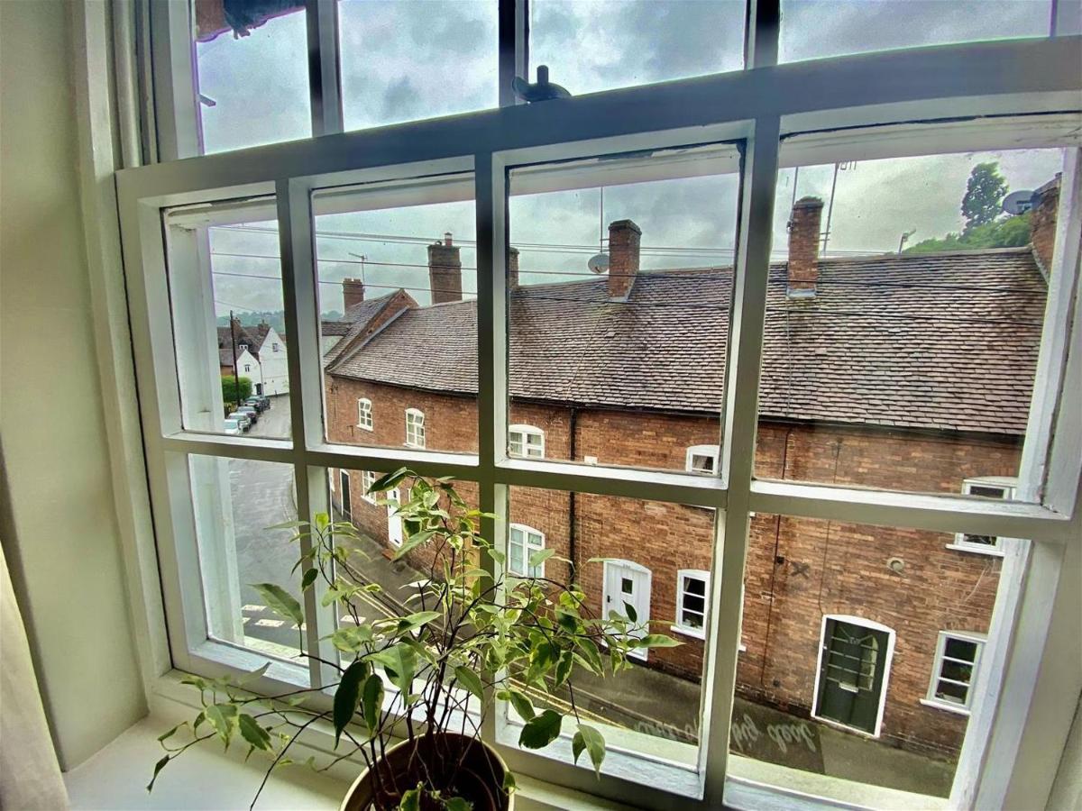 Whispering Place Georgian Grade II Sleeps 6 Adults 3 Mins From Safari Park & Steam Train Бюдли Екстериор снимка